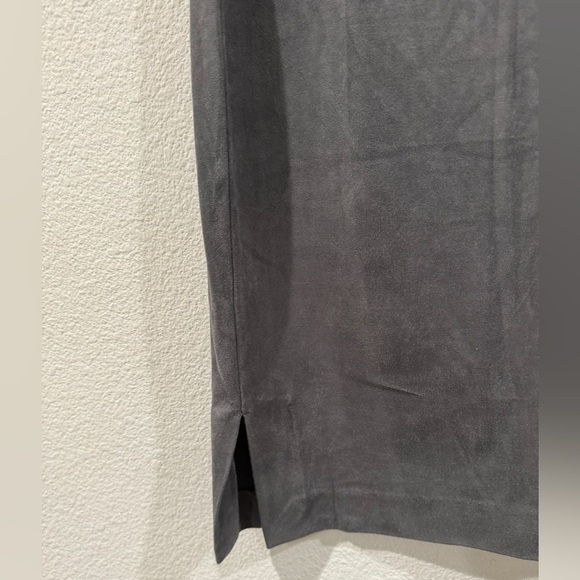 LOFT Faux Suede Grey Straight Side Slits Skirt Size 2 Petite - Picture 4 of 13